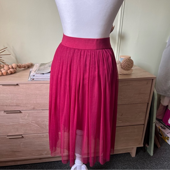 Maroon Red Layered Mesh Pleated Tutu High-Waist Modest Midi Knee-Length Skirt S - Picture 7 of 16